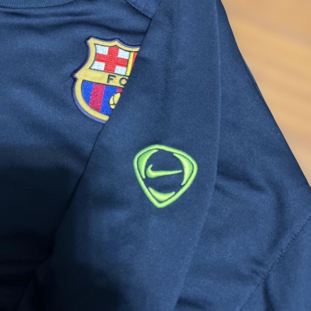 FCバルセロナ 長袖ヘビーウェイトシャツ ネイビー✖️蛍光イエロー NIKE