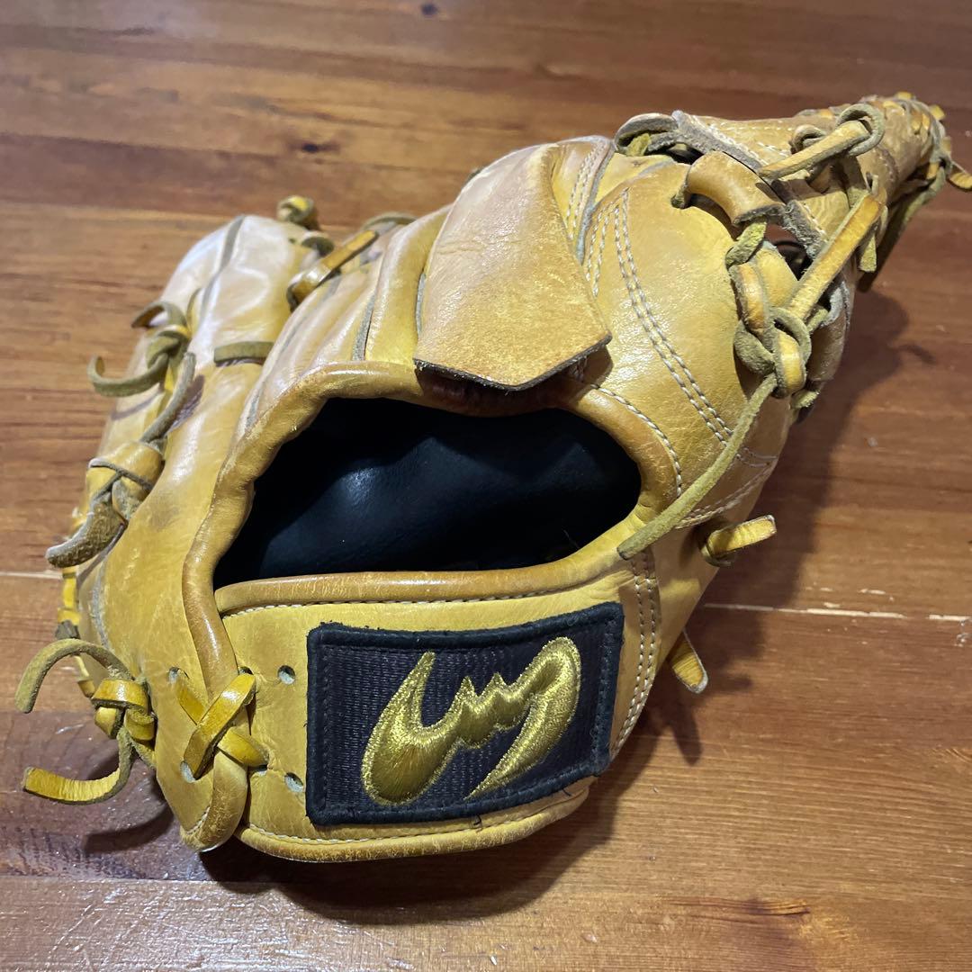 硬式グローブ ブラウン