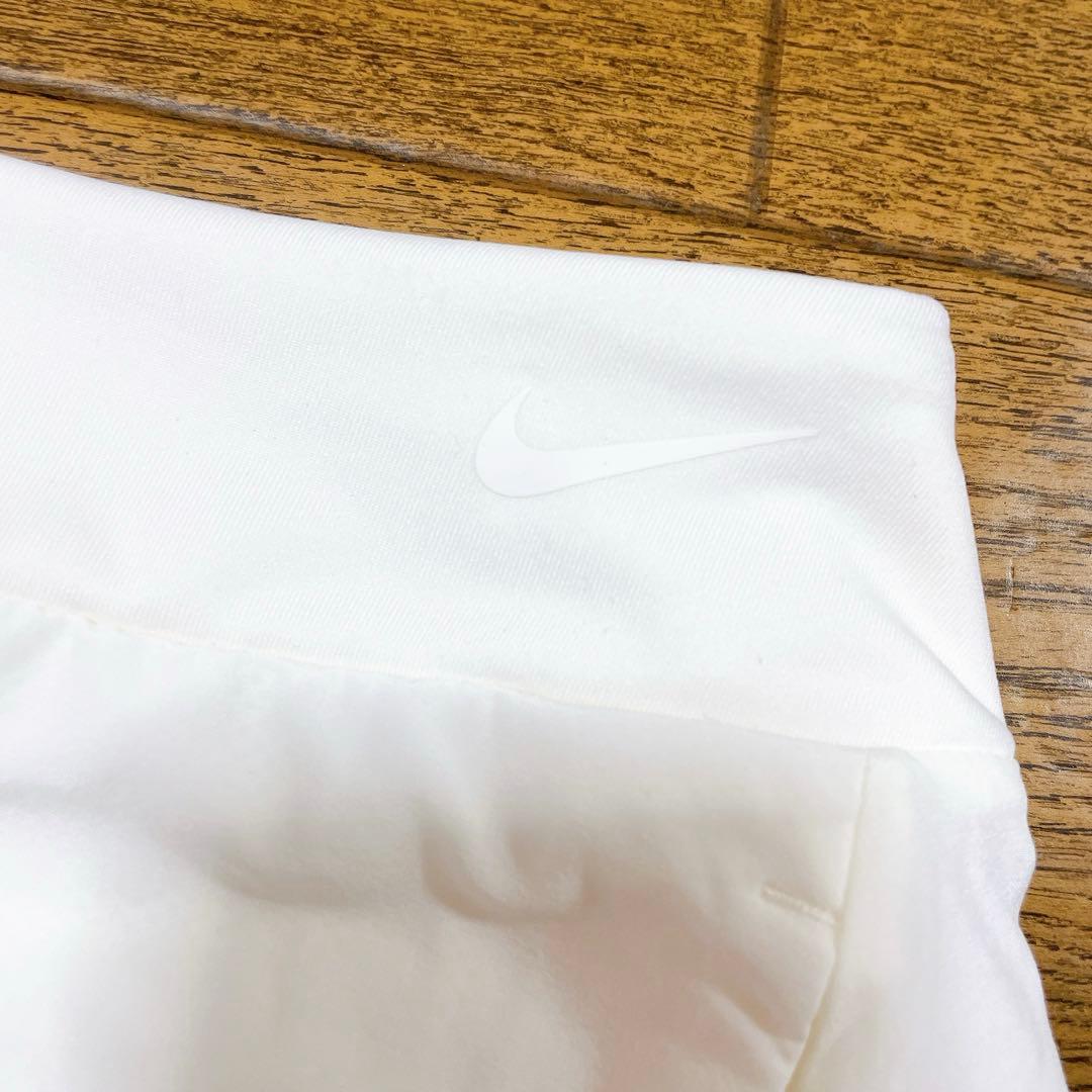 Nike DRI-FIT ホワイトスカート S