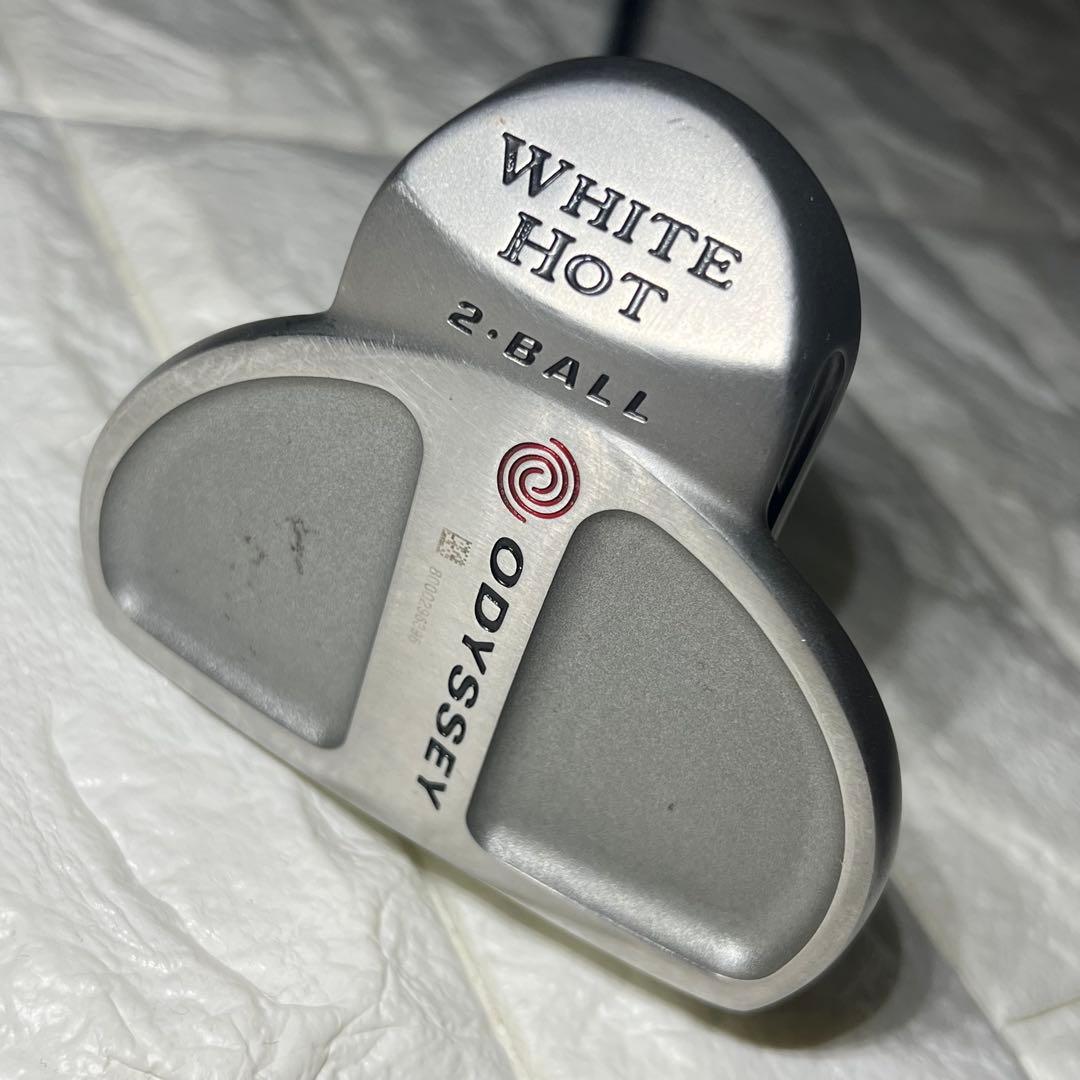 ODYSSEY WHITE HOT 2-BALL 初代　33インチ
