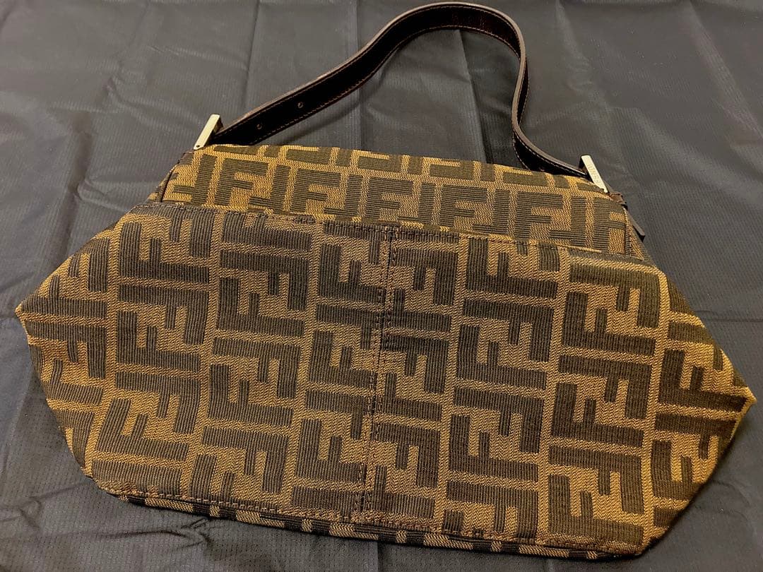 フェンディ FENDI ズッカ柄　マンマバケット