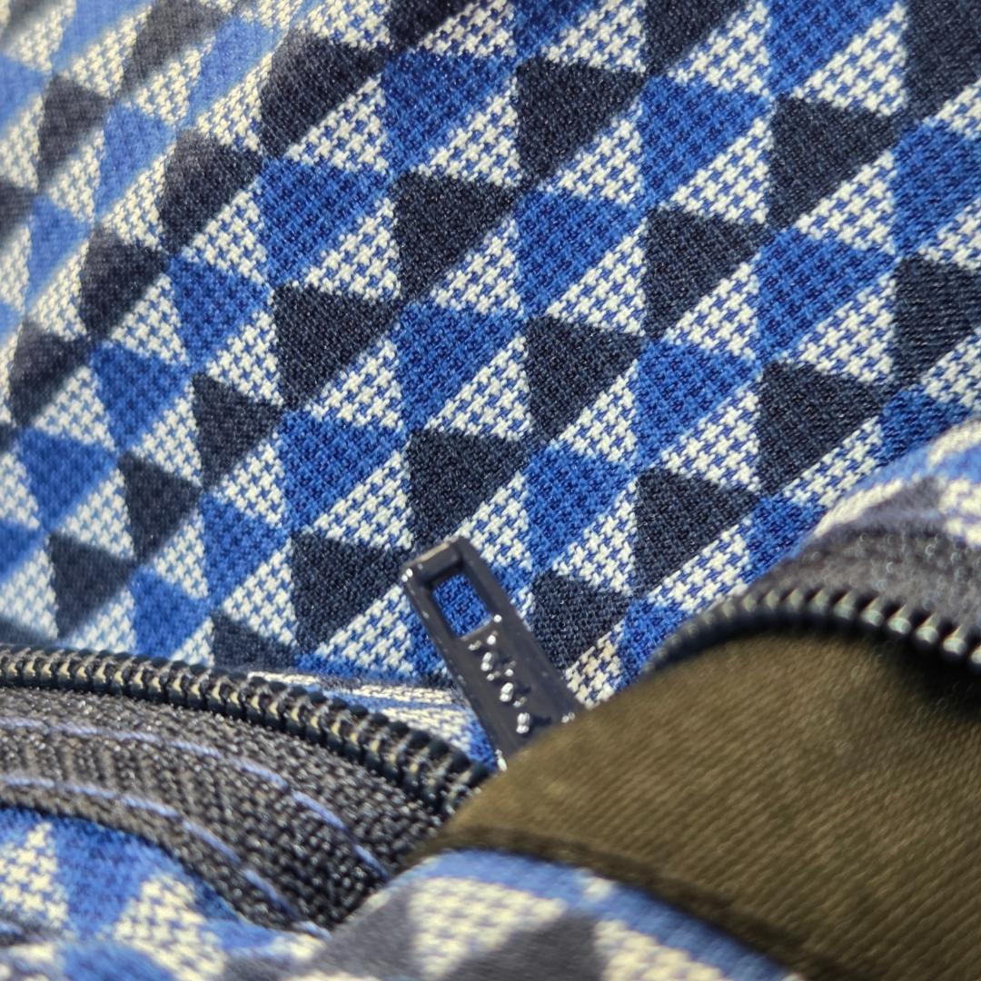 ブリヂストン　ゴルフ　パンツ　ストレッチ　３D立体　UVカット　tourB　青