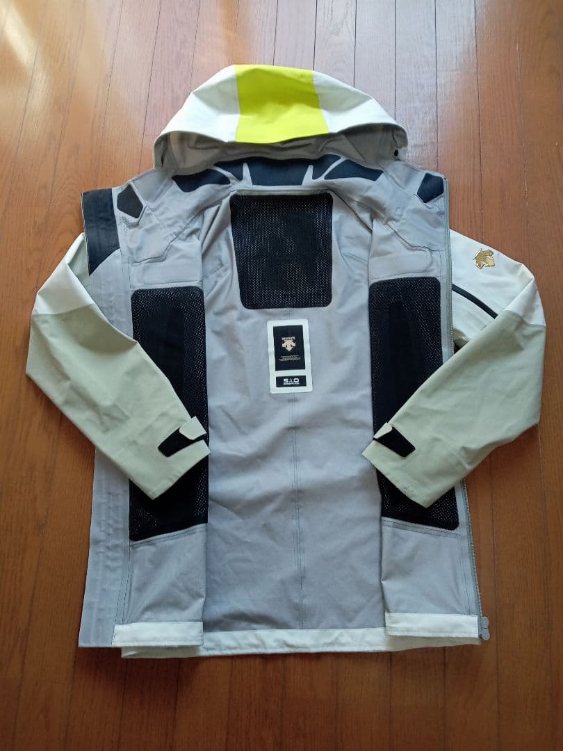 DESCENTEスキーウェア　デサントメイト　上下セット　サイズM