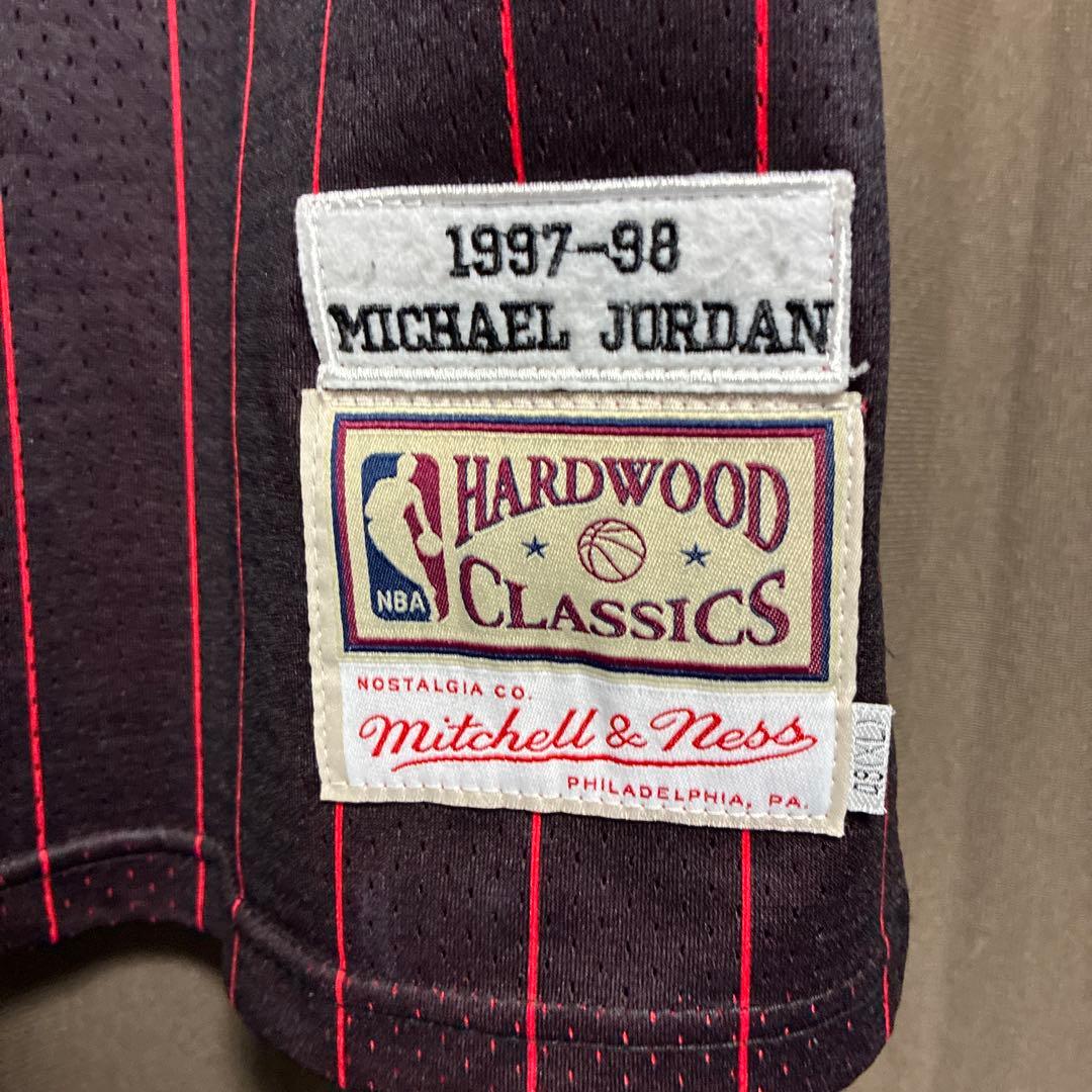 マイケル・ジョーダン シカゴブルズ　ミッチェル＆ネス jersey L Bboy