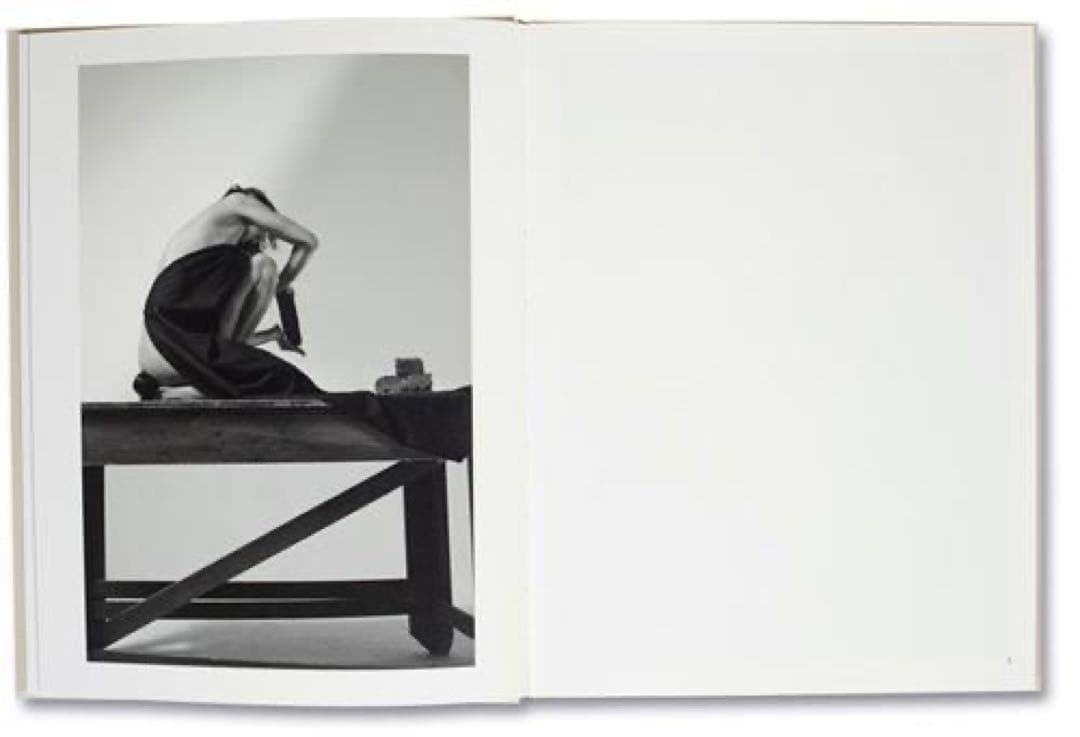 絶版‼️ Collier Schorr: 8 Women