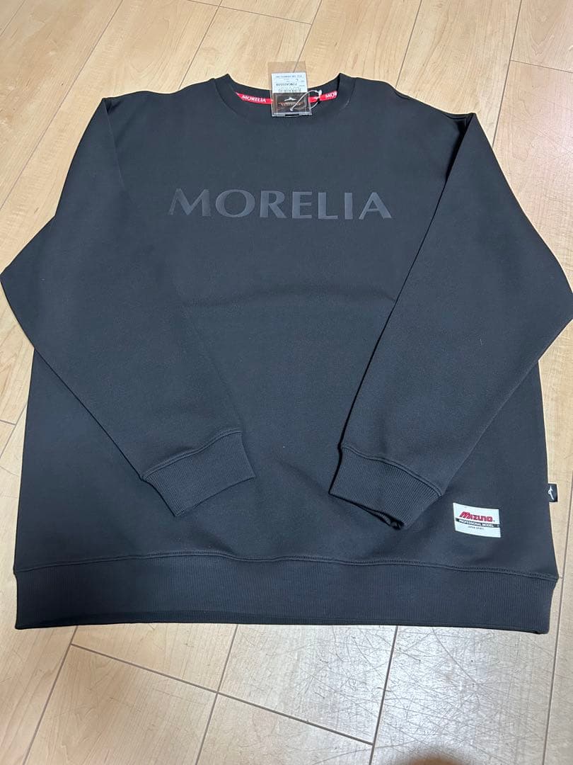 新品　ミズノ MORELIA プルオーバー　黒　L 定価12100円