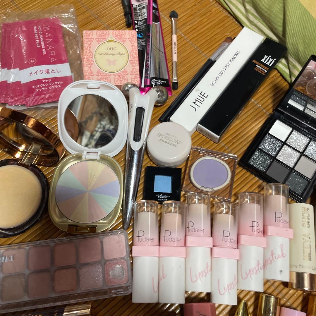 メイクアップセット アイシャドウ リップ フェイスパウダー大量クレドポ試供品