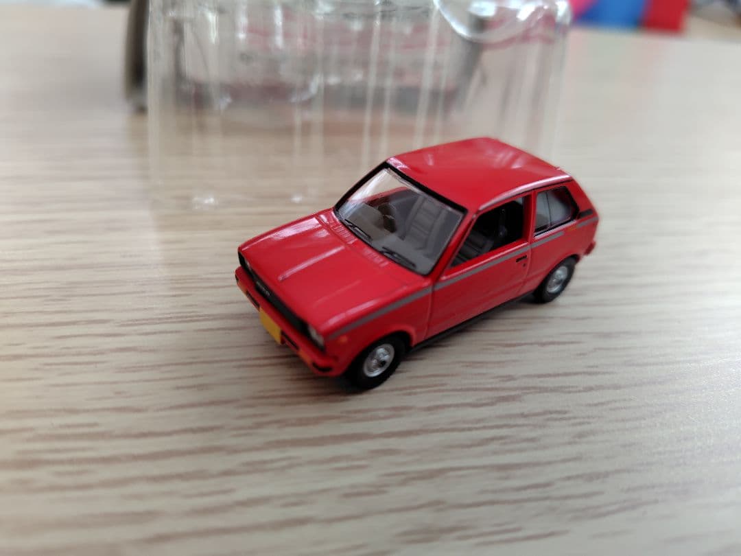トミカリミテッドヴィンテージ　 スバル360カスタム　マツダK360　アルト