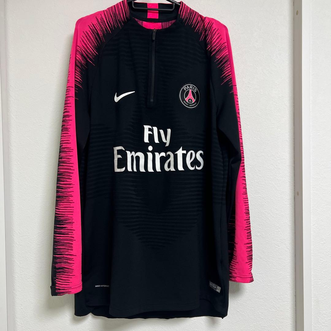 ま*ん様 nike PSG パリサンジェルマン　ヴェイパーニット セットアップ