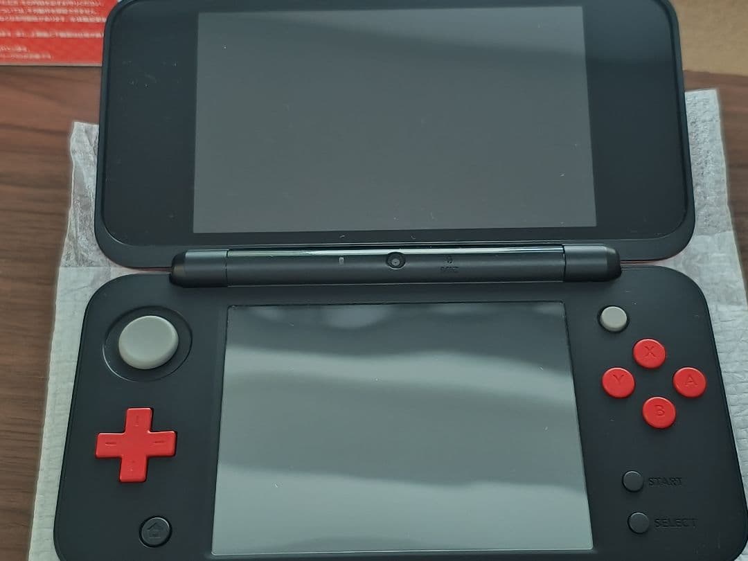 【希少カラー・箱付き】 NEWニンテンドー2DS LL マリオカート7パック
