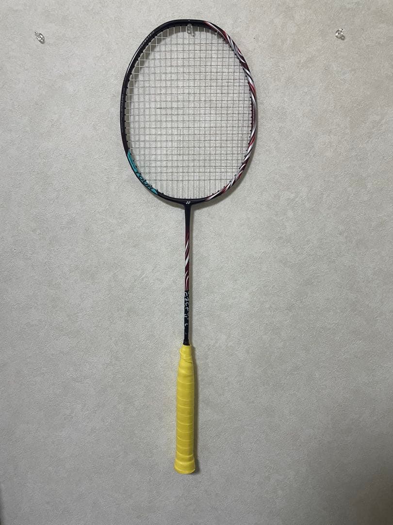ASTROX 100 TOUR バドミントンラケット4UG5
