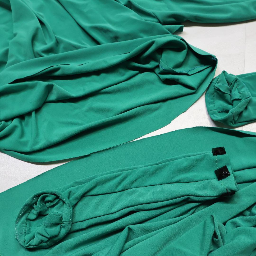 【社交ダンス衣装】グリーン gentil 上下セット ツーピース 緑 無地