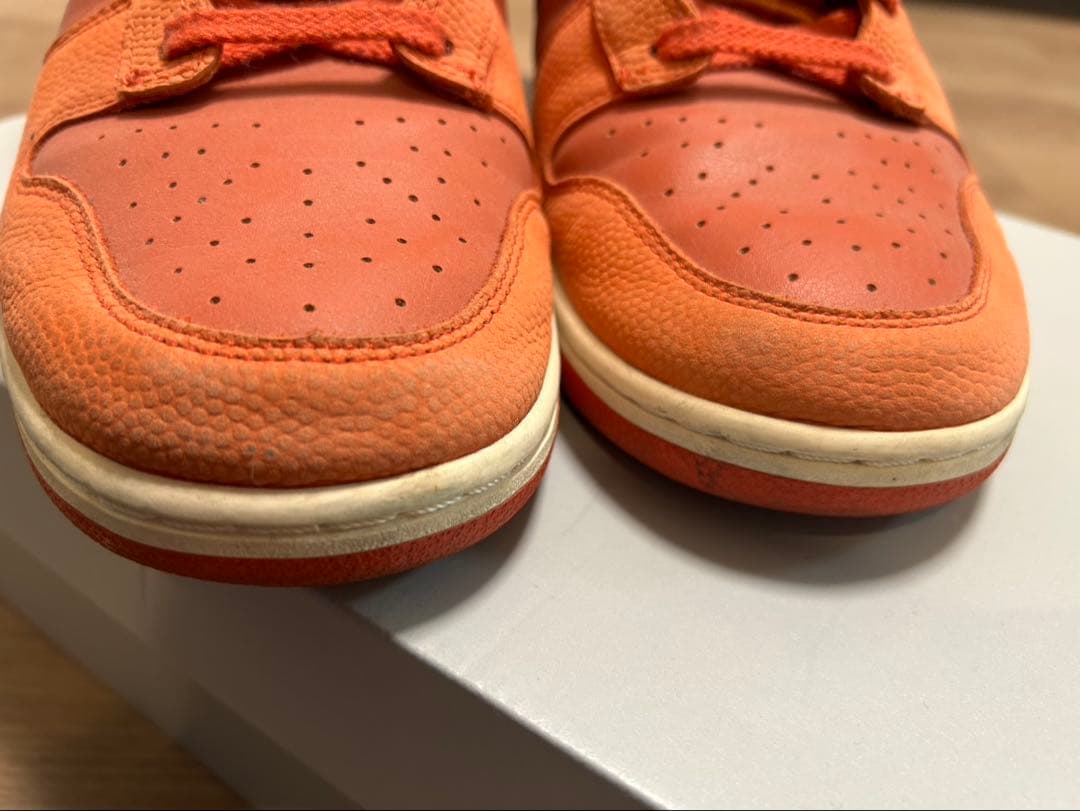 Nike Dunk High オレンジ NBAロゴ付き