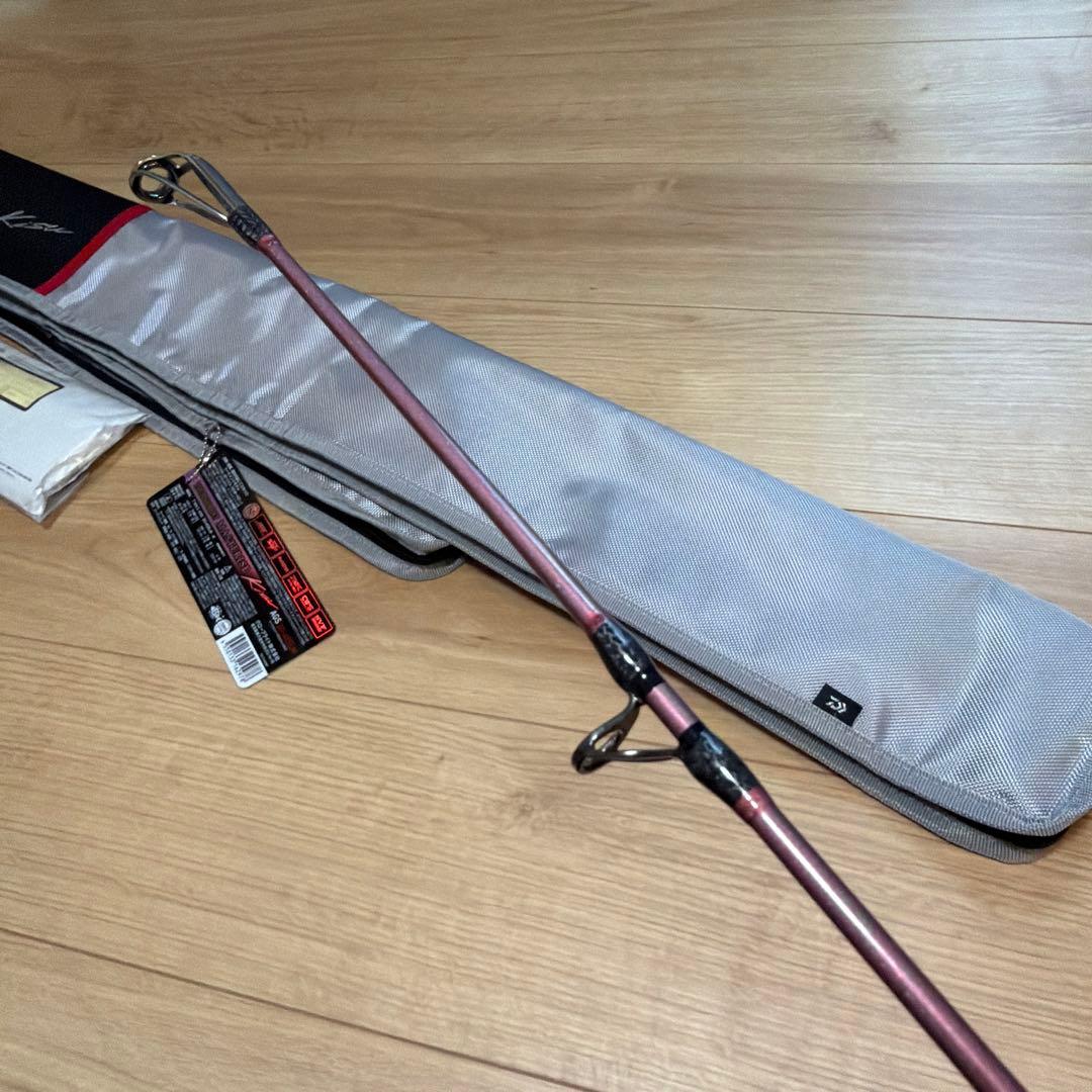 ダイワ　23トーナメントマスタライズキス AGS 30-405LM・W 美品