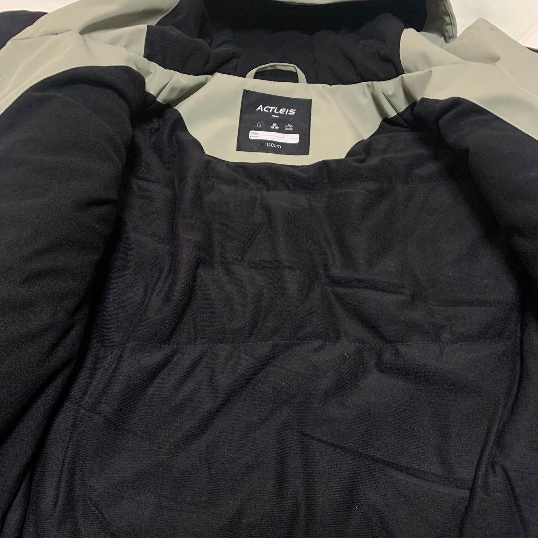 半額以下 アクレイス140cm スノーボードウェア 上下 セット 新品