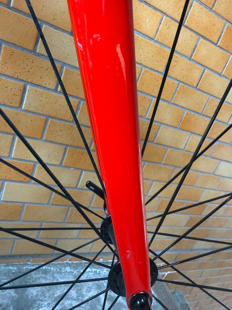 引き取り限定小田急線生田駅トレック エモンダ ALR5