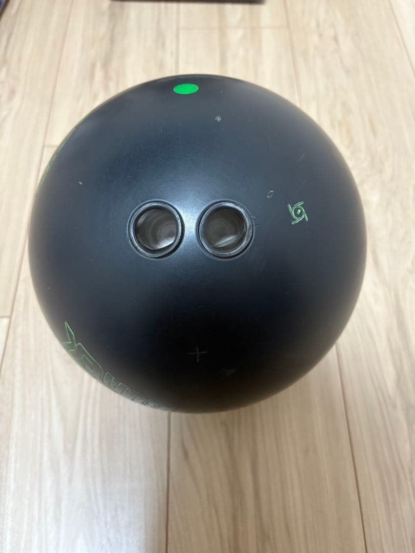 PITCH BLACK（ピッチブラック） ボウリングボール