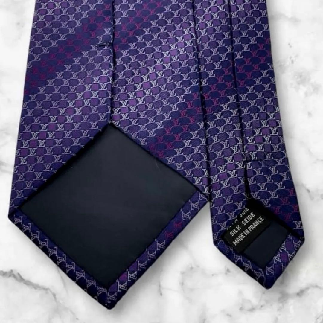 アリスト　世界最高峰ルイヴィトン LVロゴ　ストライプ　ネクタイ