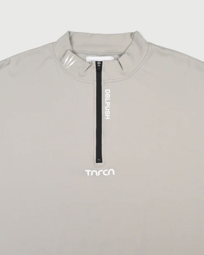 新作　RUFFLOG TNRCN HALF-ZIP TEE ラフロッグ　未使用