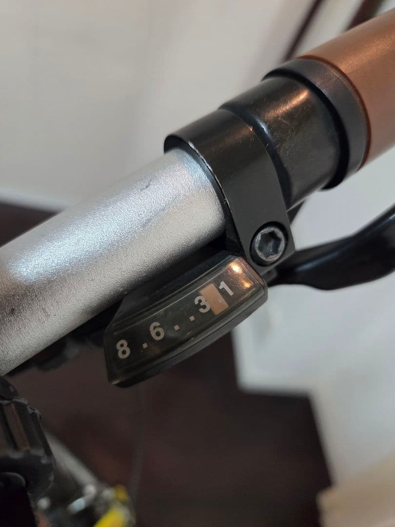 Boardwalk D8 折りたたみ自転車 イエロー