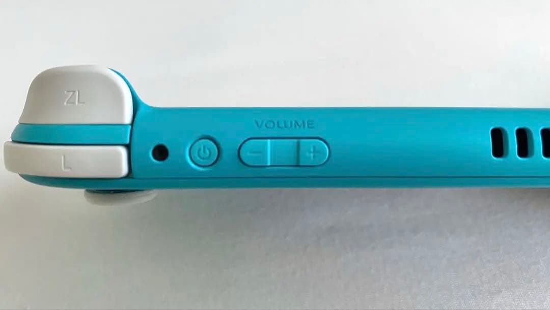 Nintendo Switch light ターコイズブルー ジャンク品