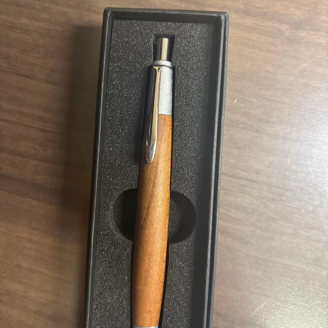 ボナンペン斑紋金具シルバー