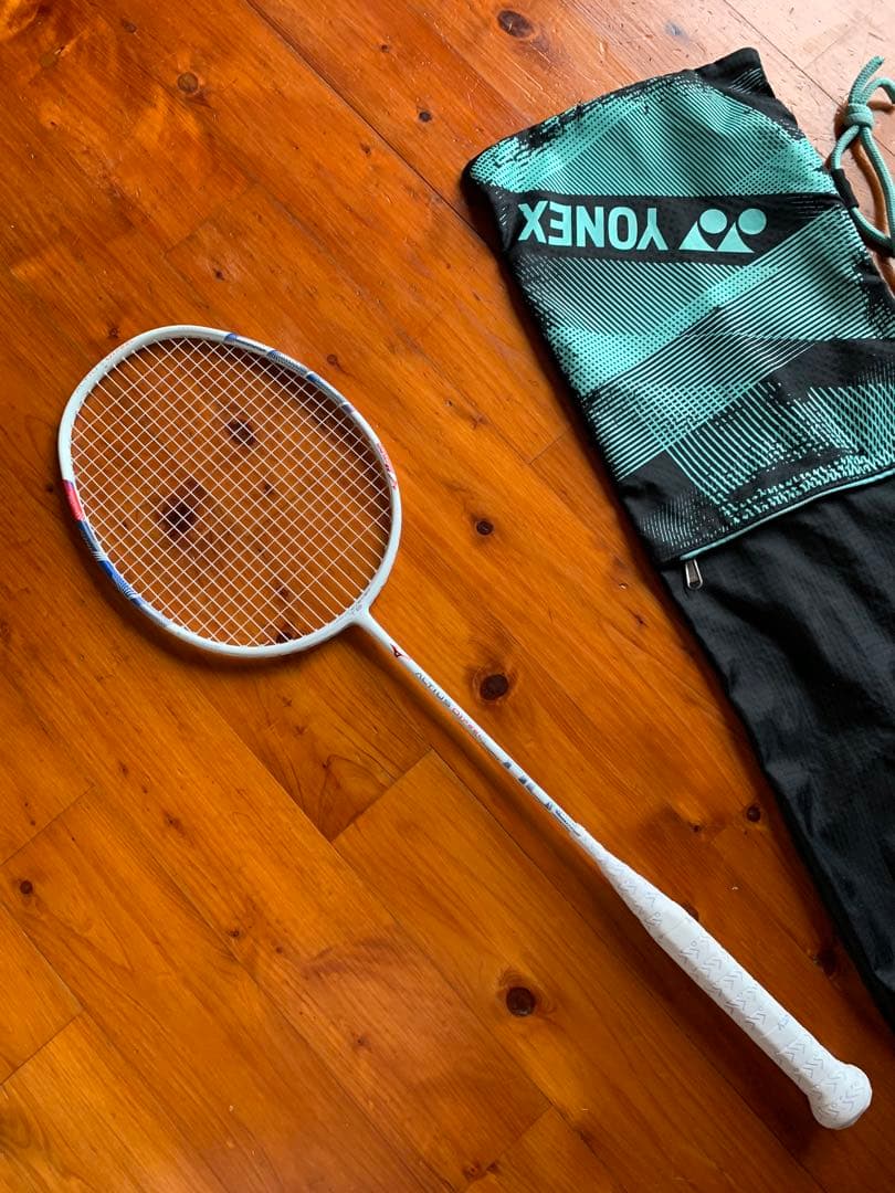 Mizuno アルティウス01 フィール(バドミントンラケット）