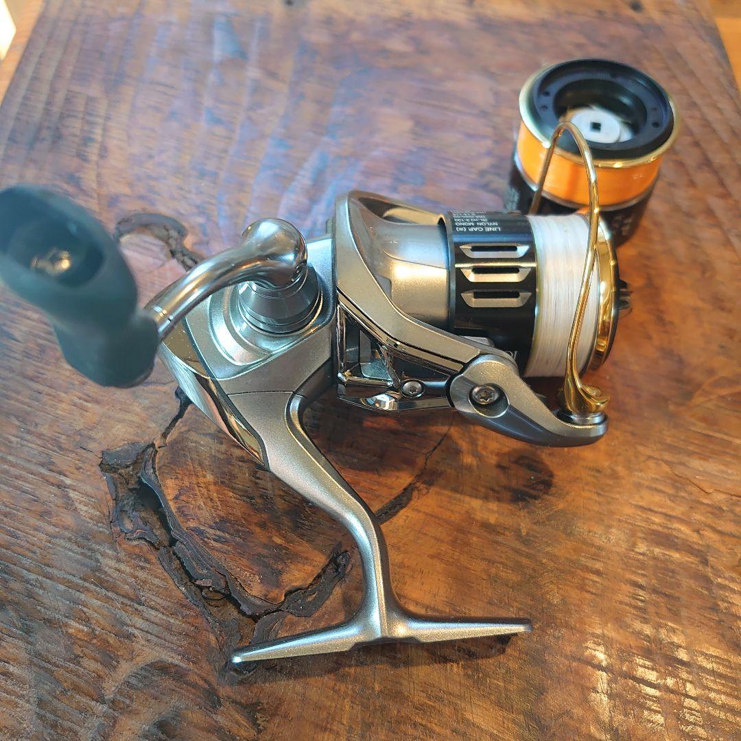 15ツインパワー希1000s 　殆ど未使用　予備未使用スプール付き