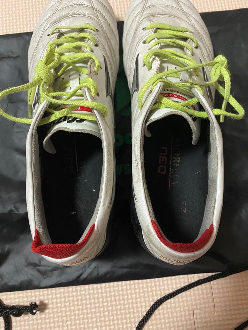 【土日限定価格】ミズノ　モレリアネオ4 25.5cm