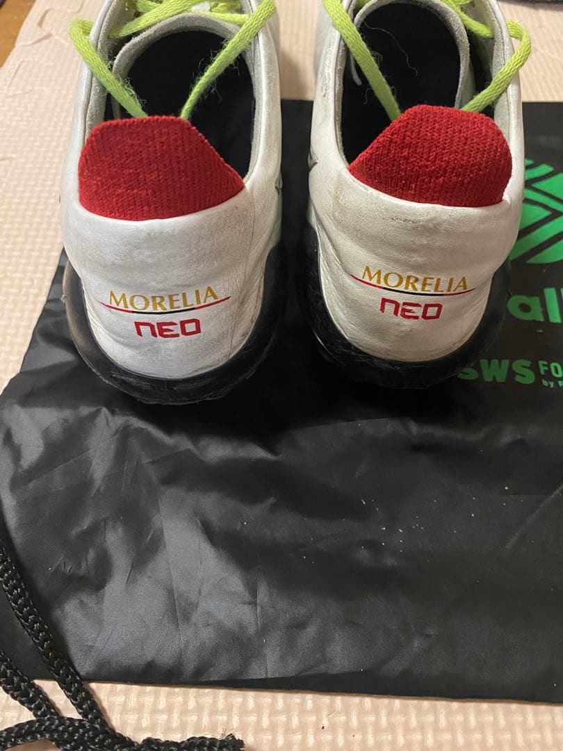 【土日限定価格】ミズノ　モレリアネオ4 25.5cm