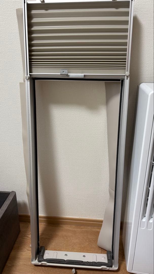 送料込　2022年製　Haier 窓用エアコン JA-16W