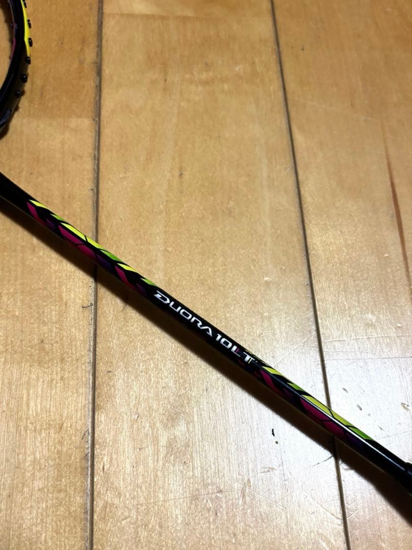 ヨネックス　デュオラ10lt/DUORA 10LT バドミントンラケット