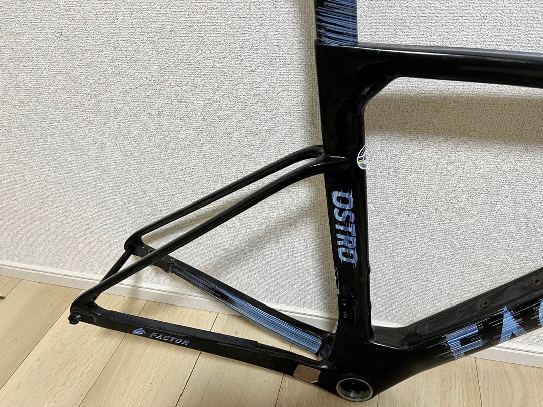 値下げ　FACTOR OSTRO VAM 52サイズ　ロードバイクフレーム