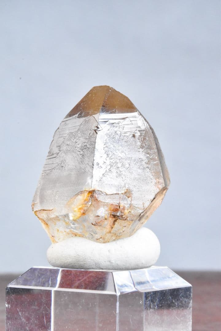 ★2022年産モンドクォーツ ライトスモーキーアイスクリスタル