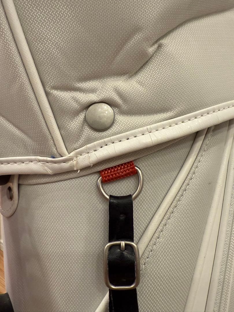 中古美品NIKE ナイキ ゴルフ キャディバッグ BG0371 ホワイト/レッド