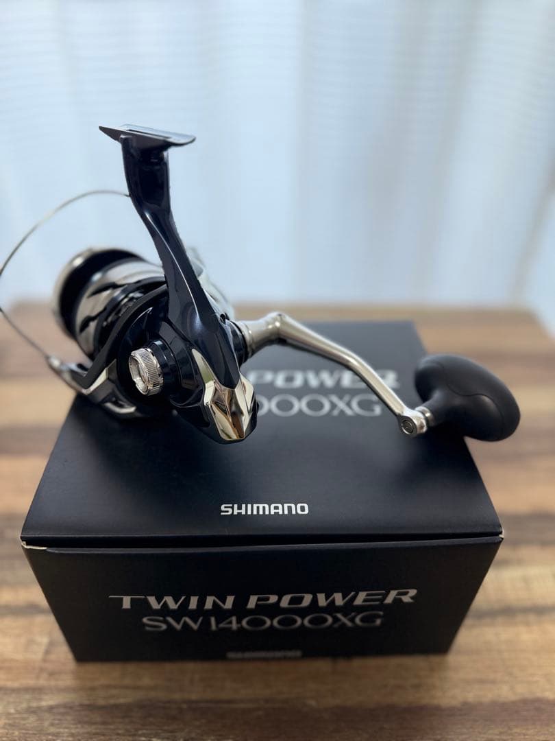 美品　シマノ　ツインパワーsw14000xg