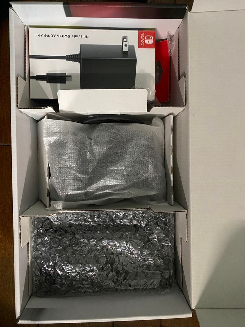 Nintendo Switch 本体 青/赤Joy-Con 付属品完備