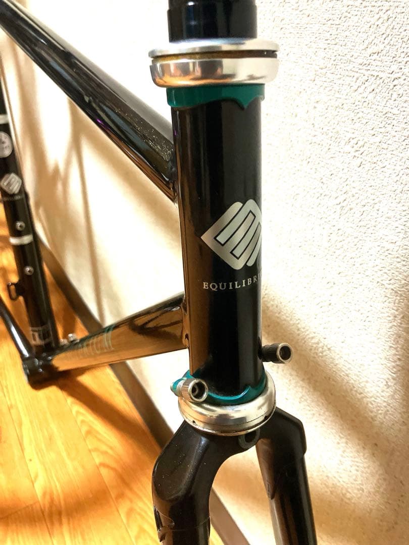 EQUILIBRIUM 　ロードバイク オーダー　クロモリ　フレーム