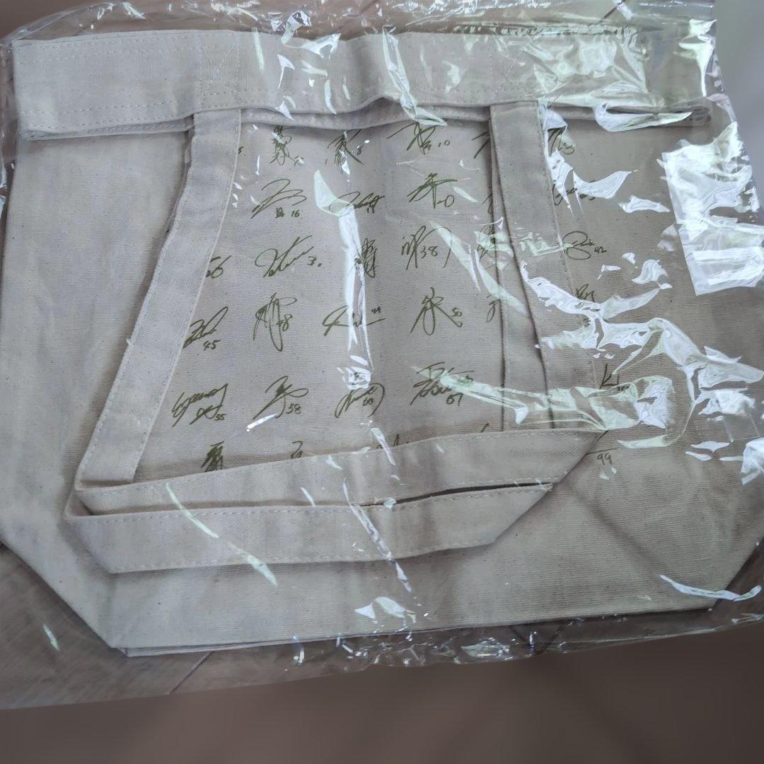 ベイスターズ☆新品ほかバッグ5点、Tシャツ、小物