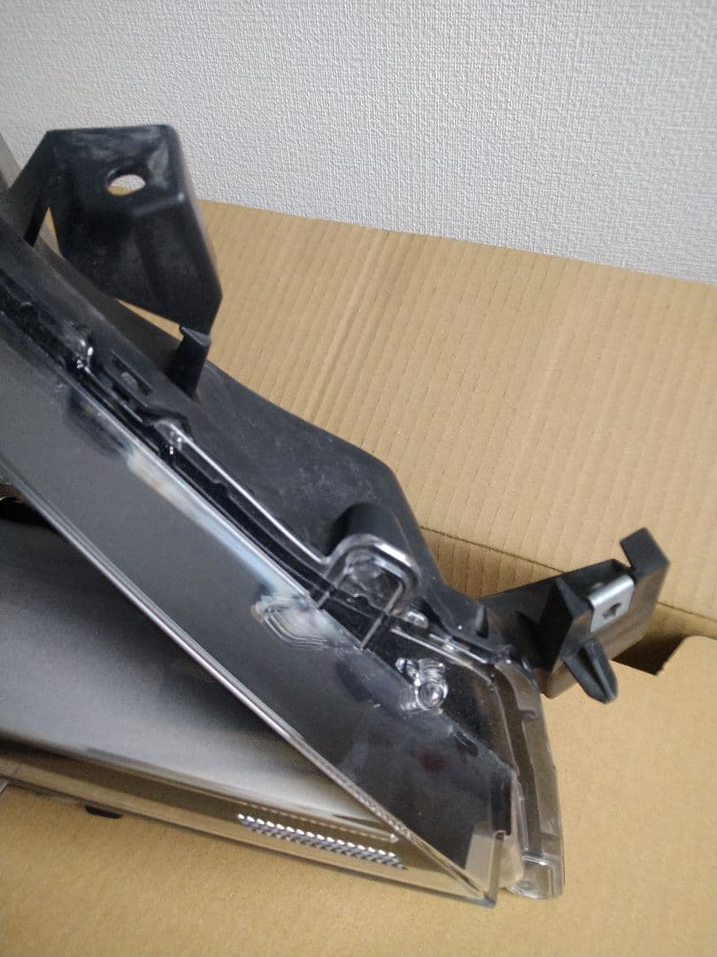 RVR ヘッドライト