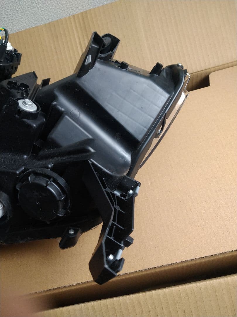 RVR ヘッドライト