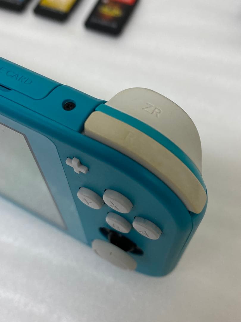 3-2584 Nintendo SwitchLiteターコイズ　＋　ソフト5点
