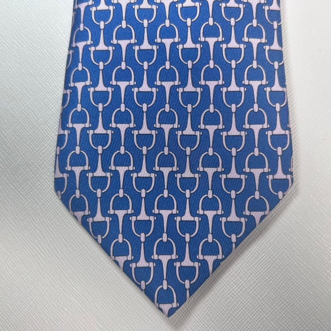 【極美品】HERMESエルメス　ホースビット総柄　青色 シルクネクタイ