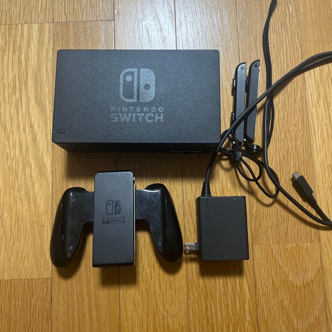 Nintendo Switch 赤/緑 本体 ドック付き、ジャンク品　スイッチ