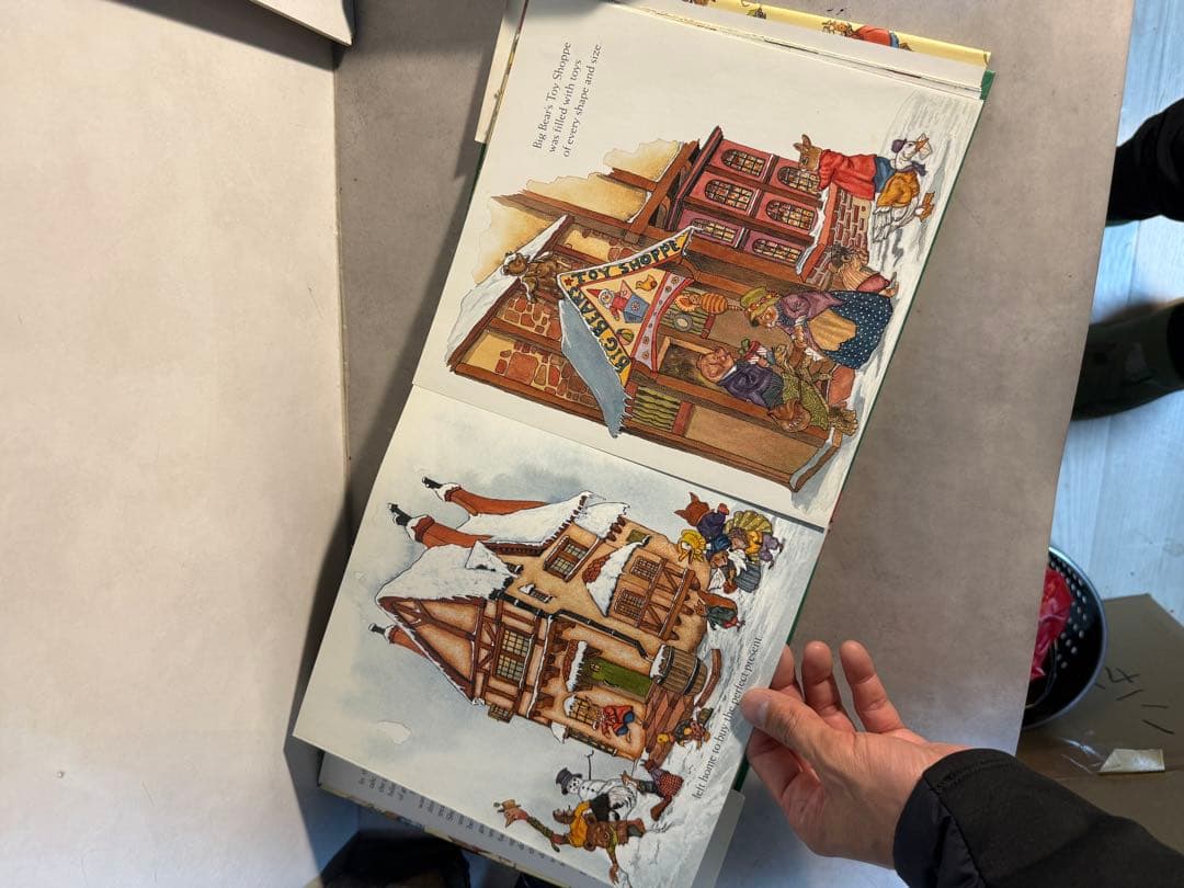 Michael Hague 仕掛け絵本 The Perfect Present