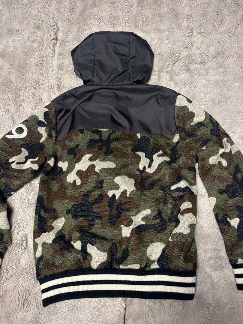 サイズ6 パーリーゲイツ 極美品 迷彩 フード付きジャケット カモ柄ワッペン