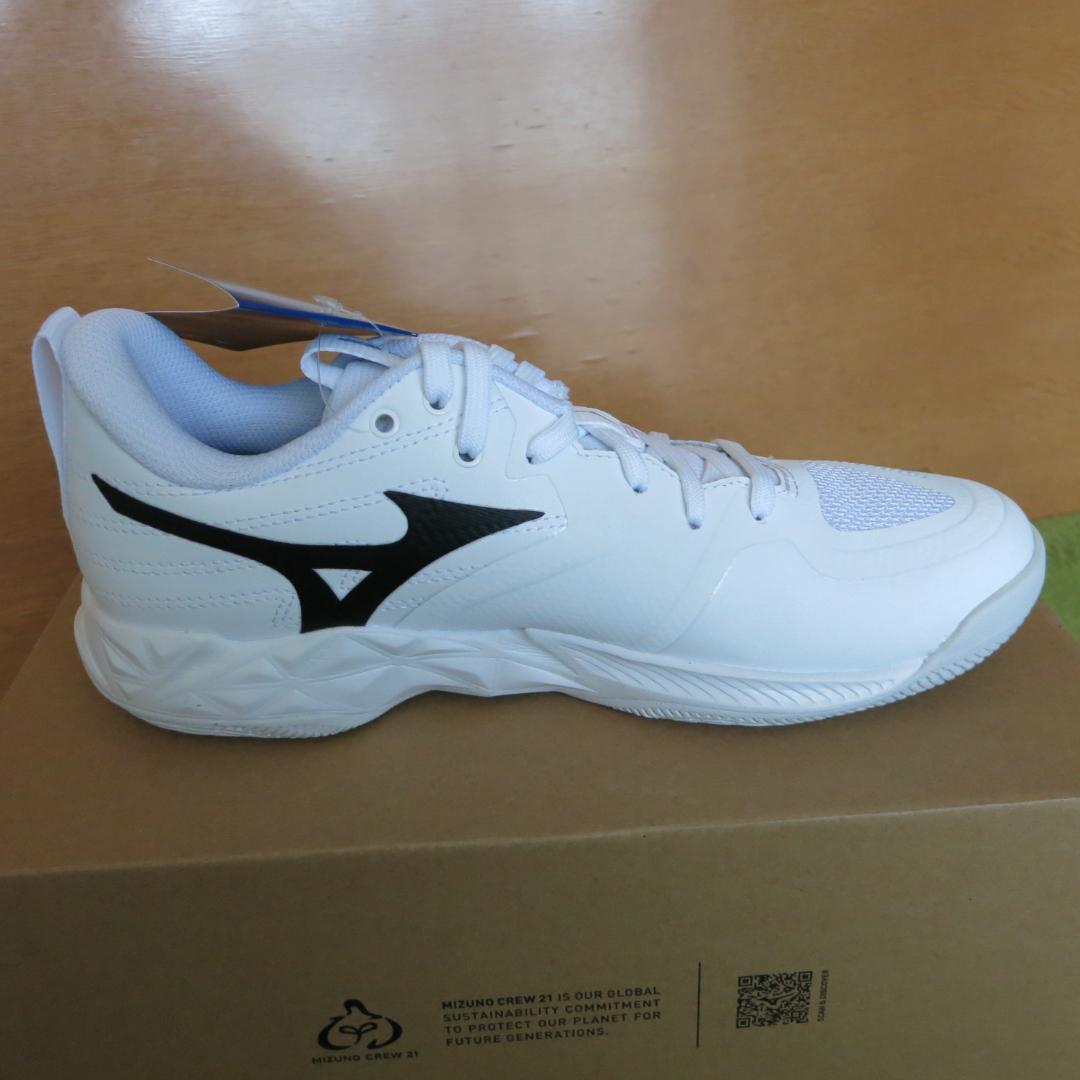 新品 ミズノ ウエーブモーメンタムプロ 23.5 バレーボールシューズ
