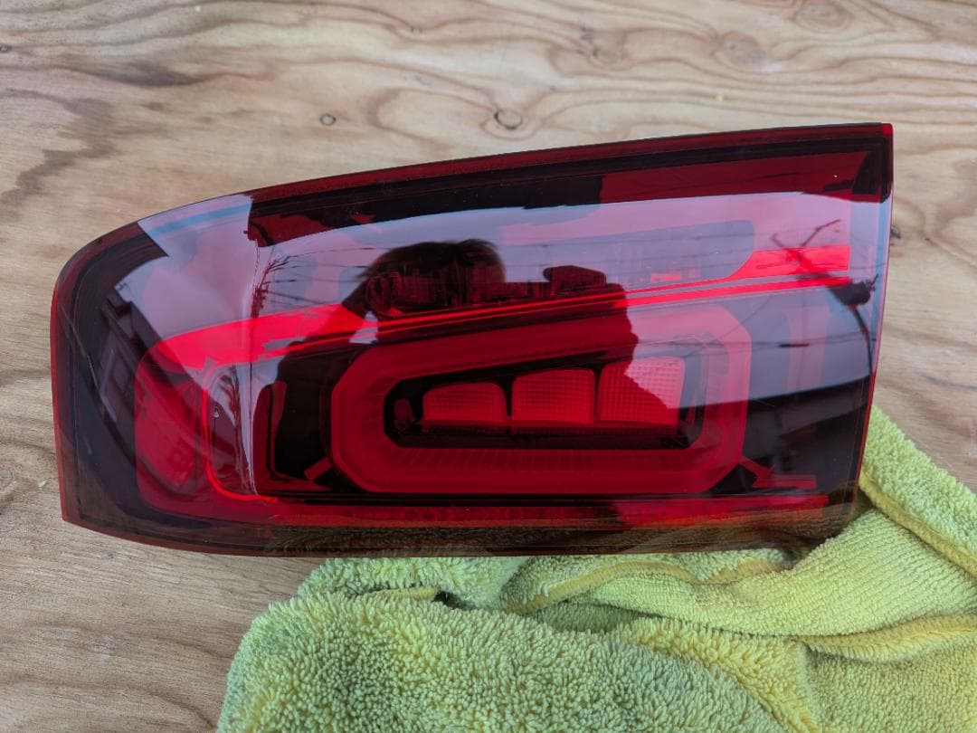 メルセデスベンツ　Ｘ２４７　ＧＬＢクラス　テールランプ フィニッシャーテール 左