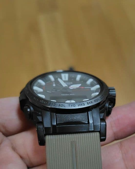 プロトレック　CASIO PRO TREK 　PRW-61Y-1BJF