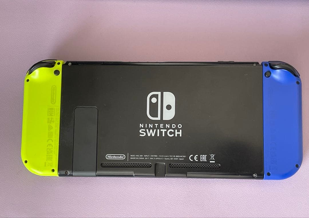 Nintendo Switch 本体 　joycon 青　黄